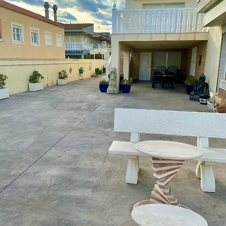 Royal House Vista Mar Chalet *